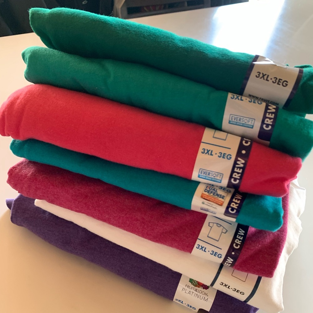 Bundle of 7  Tees Fruit of the Loom Short Sleeve Colorful Brand New